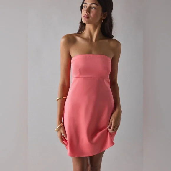 Urban Outfitters Strapless Coral-Pink Mini Dress - Picture 1 of 2